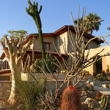 Relais Garden Cactus B&B Favara Exterior photo